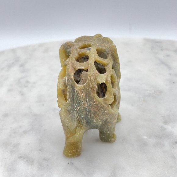 Hand Carved Soapstone Elephant Mother with Baby Inside Vintage - Picture 5 of 10